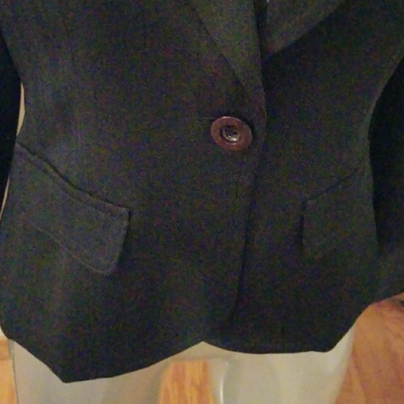 Jacket - Picture 4 of 4